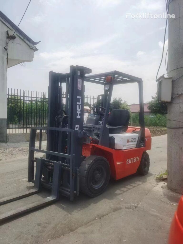 Heli CPCD25 diesel forklift