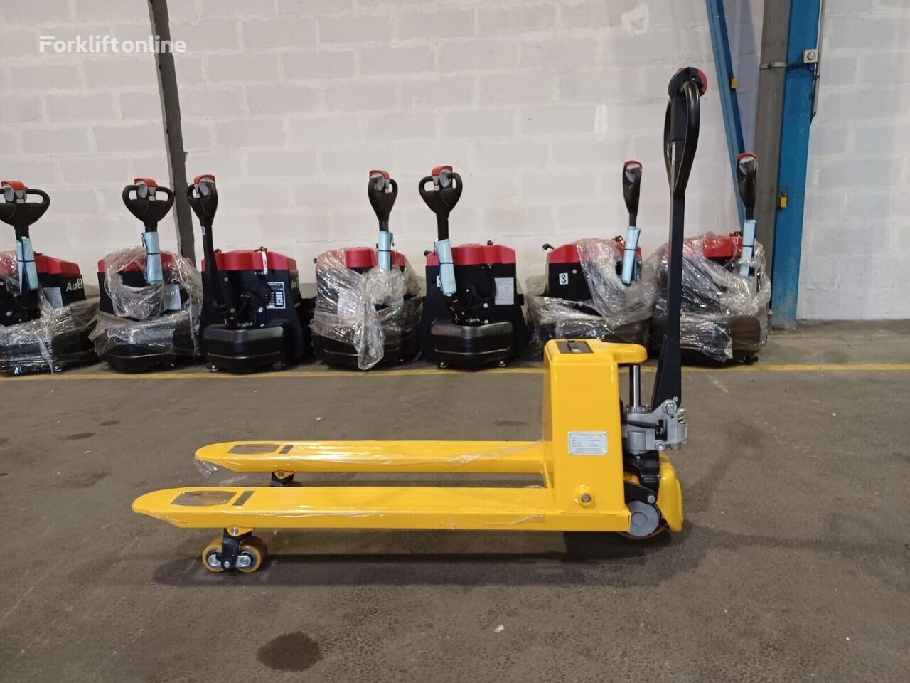 new Microlift P15SE electric pallet truck