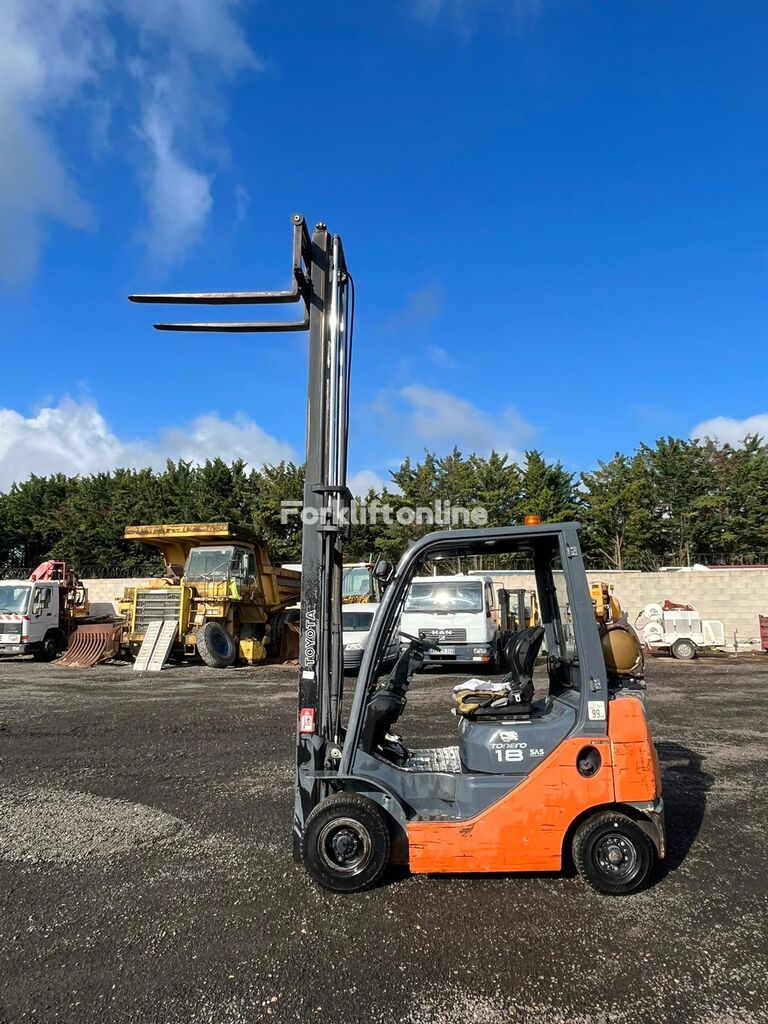 Toyota 02-8fgf18  gas forklift