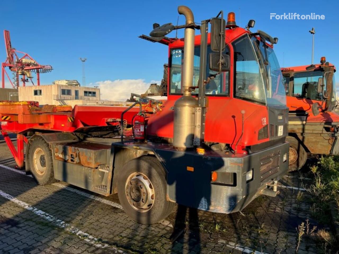 Kalmar TT618I terminal tractor